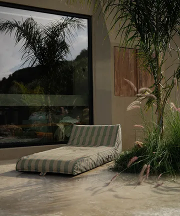 Garden Glory flytande solbädd - Eucalyptusgrön-beige, 85x168,5 cm - Garden Glory