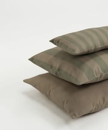 Garden Glory kudde - Beige med svart kant 50x70 cm - Garden Glory