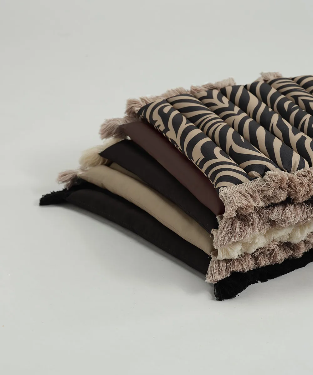 Garden Glory sittdyna med fransar, Svart, offwhite frans, 38x40 cm Garden Glory