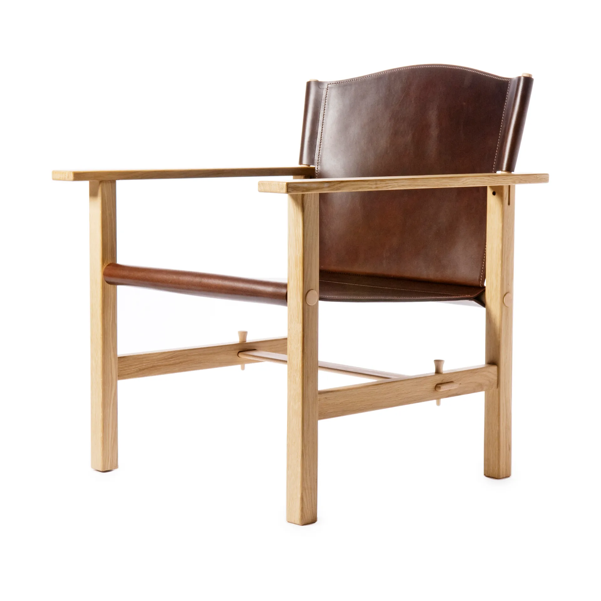 Ferdinand fåtölj, Ek-obehand-tärnsjö läder mörkbrunt Gärsnäs