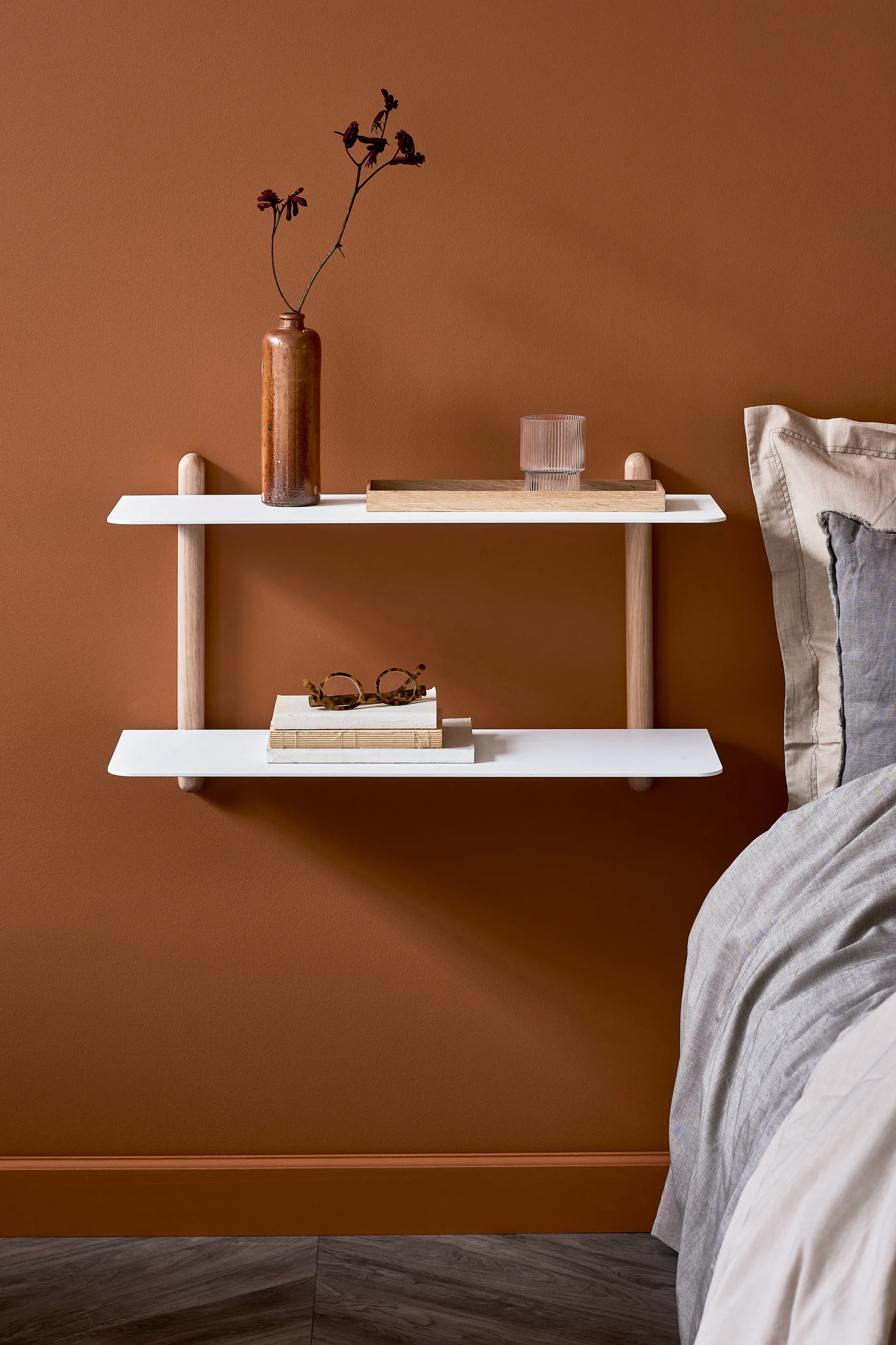 Nivo hylla F large, Ljus ek-vit Gejst