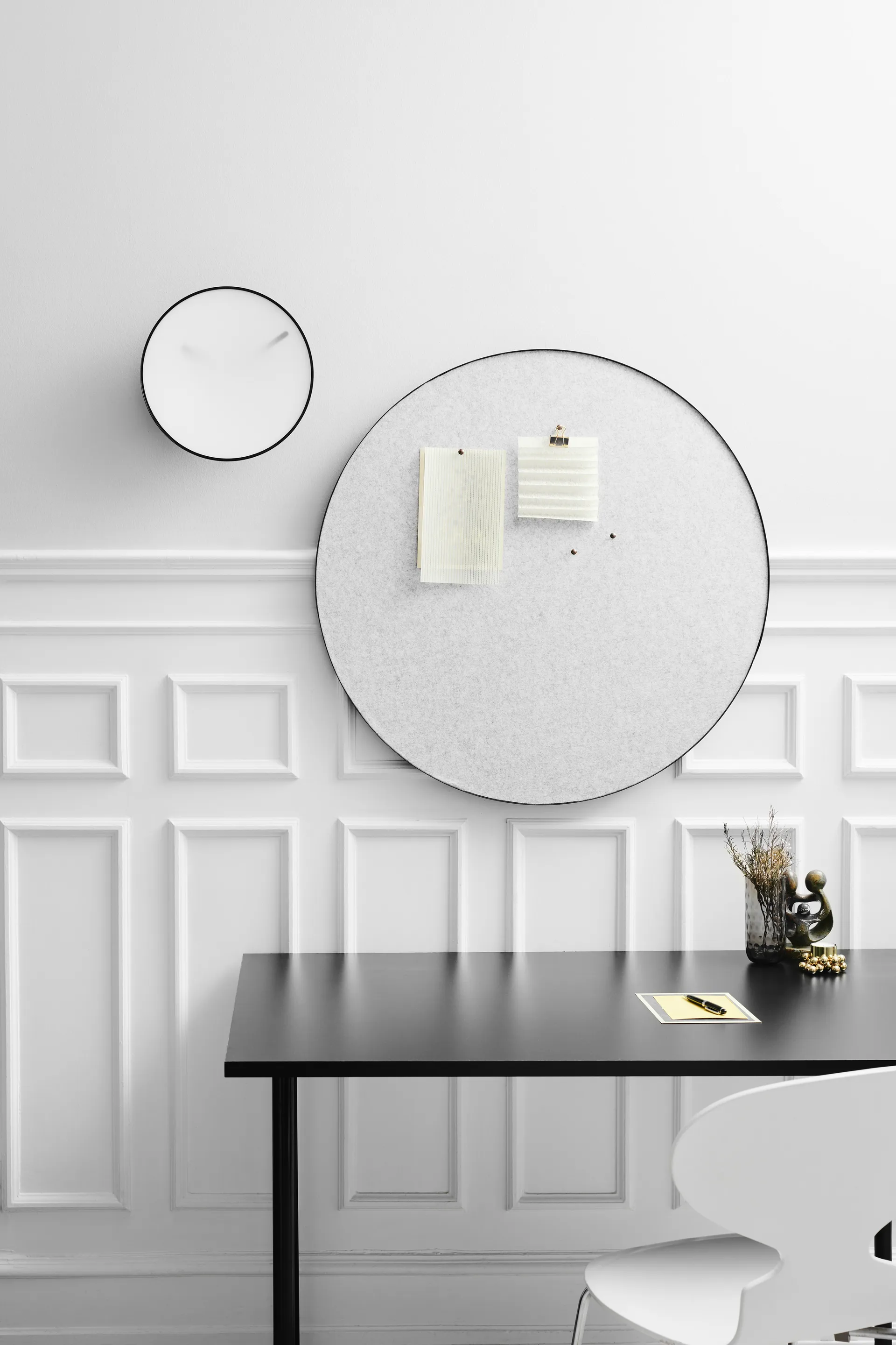 Retell pinboard anslagstavla Ø80 cm, Ljusgrå Gejst