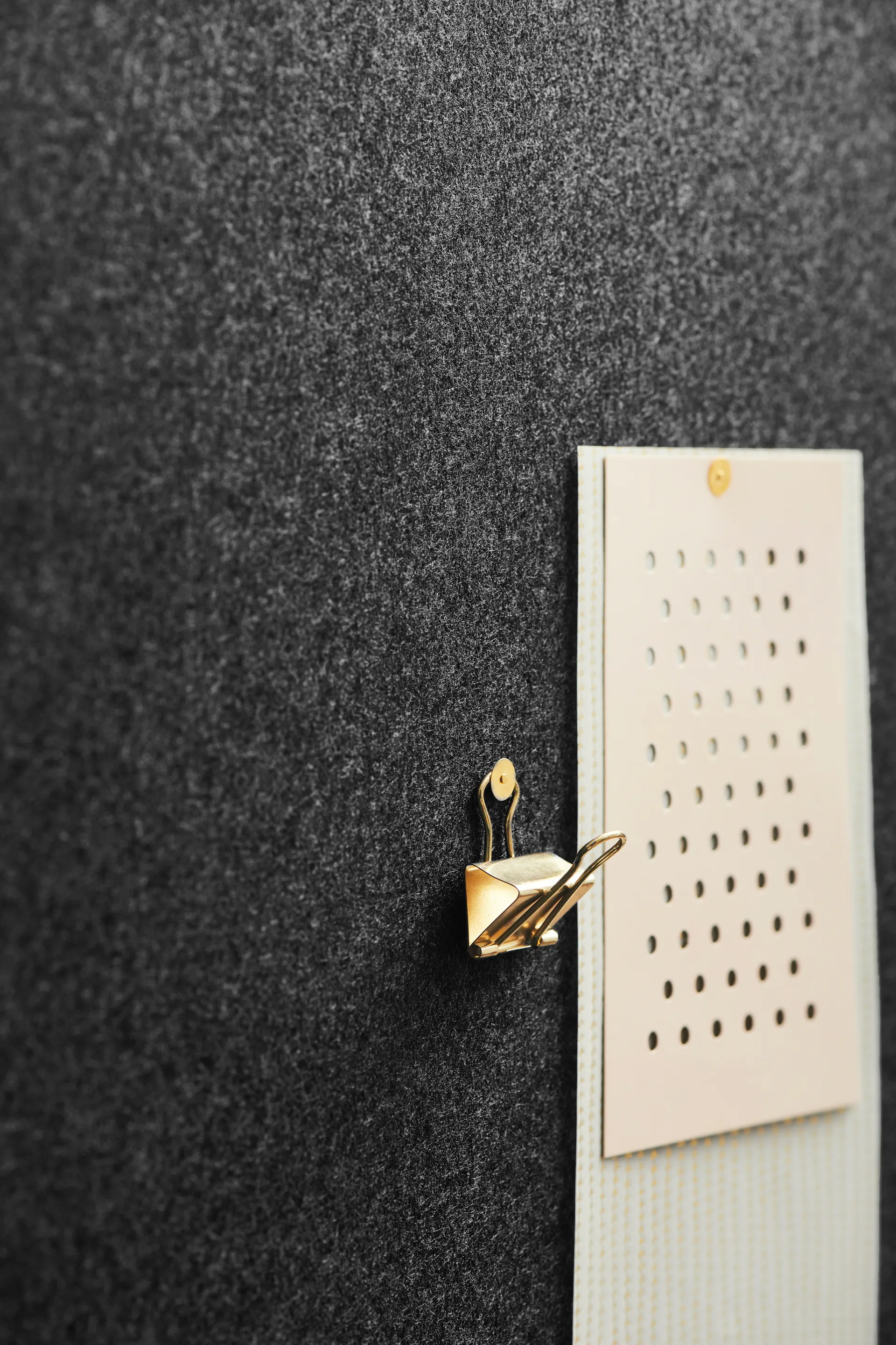 Retell pinboard anslagstavla Ø80 cm, Svart Gejst