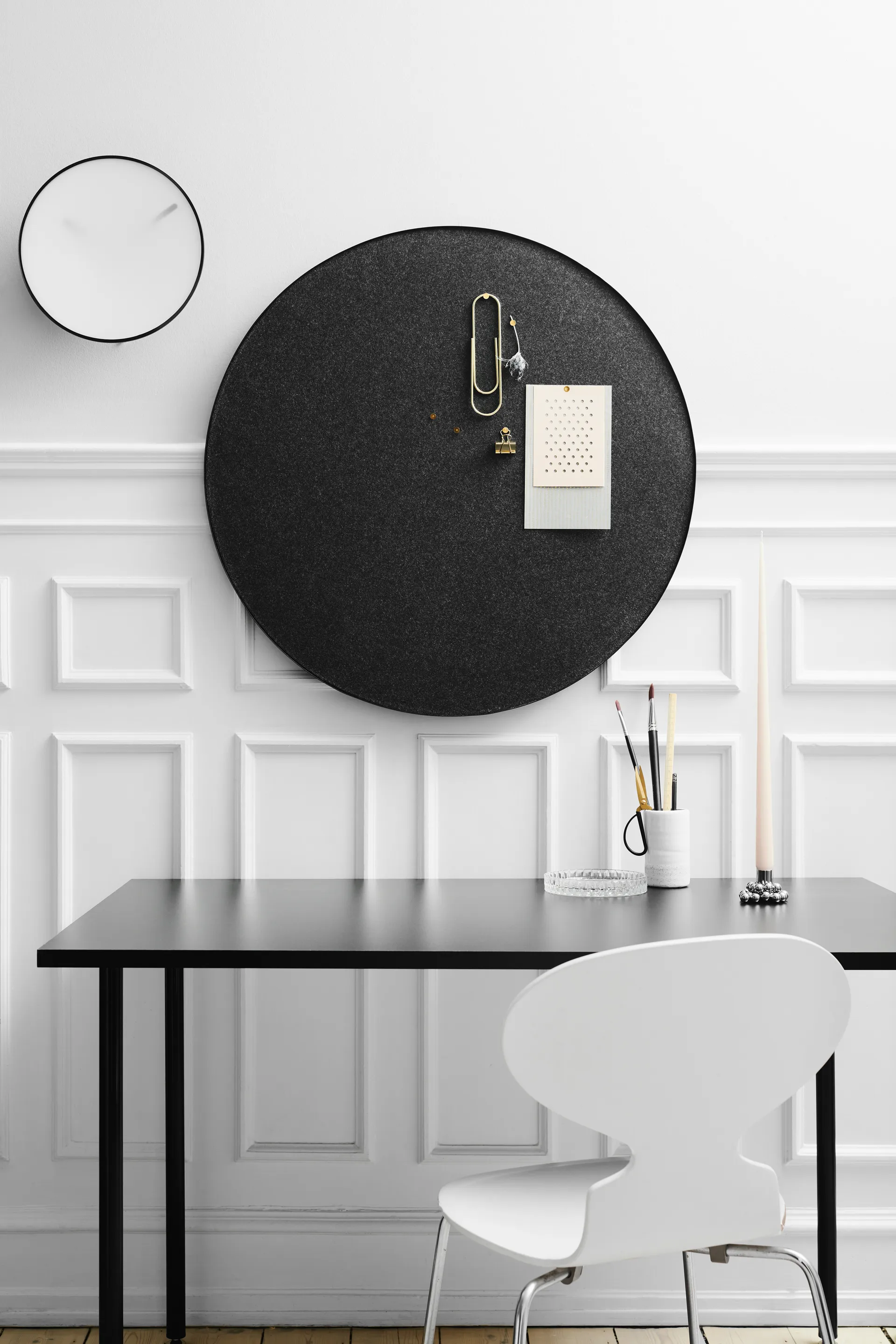 Retell pinboard anslagstavla Ø80 cm, Svart Gejst