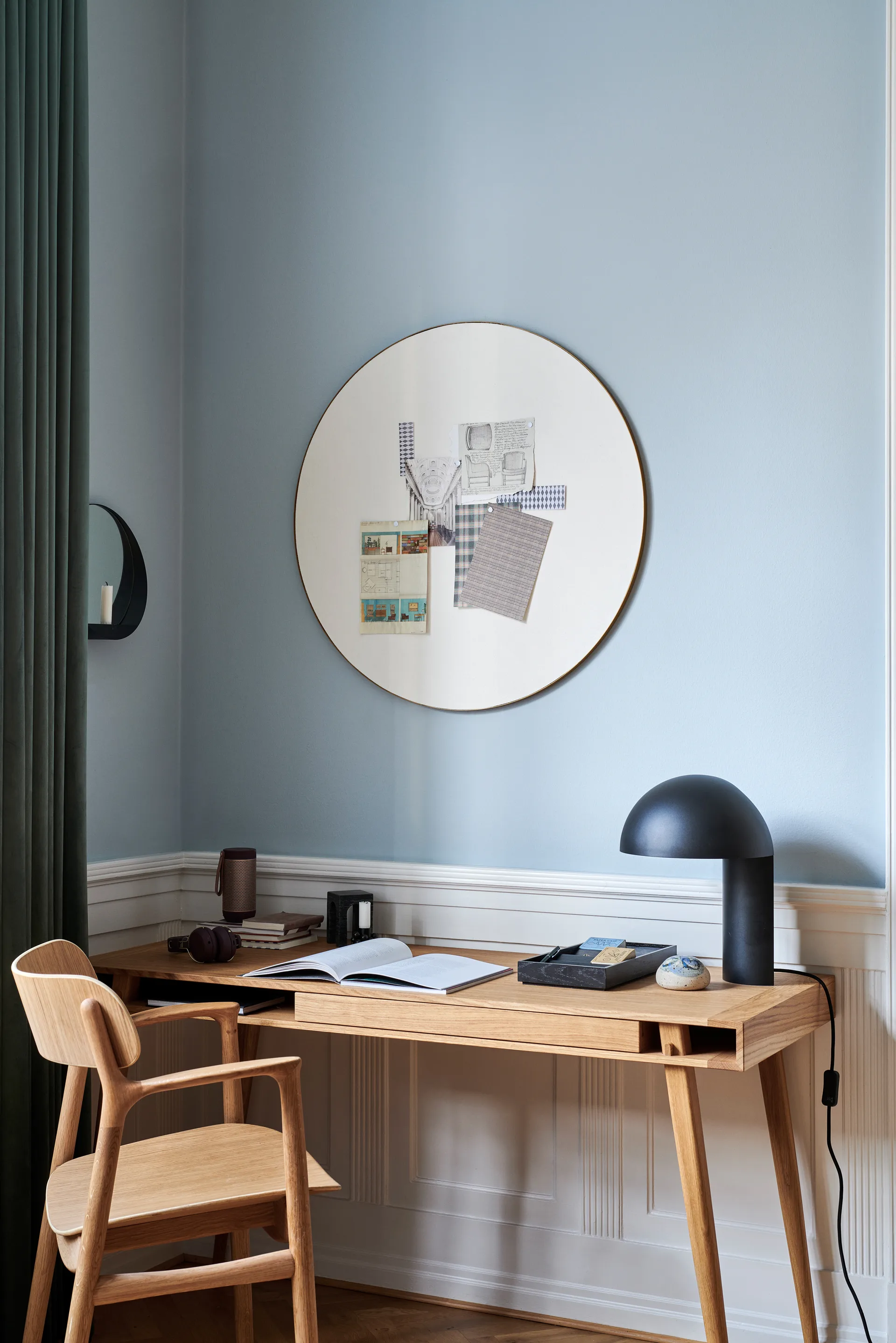 Retell pinboard anslagstavla Ø80 cm, Vit-mässing Gejst