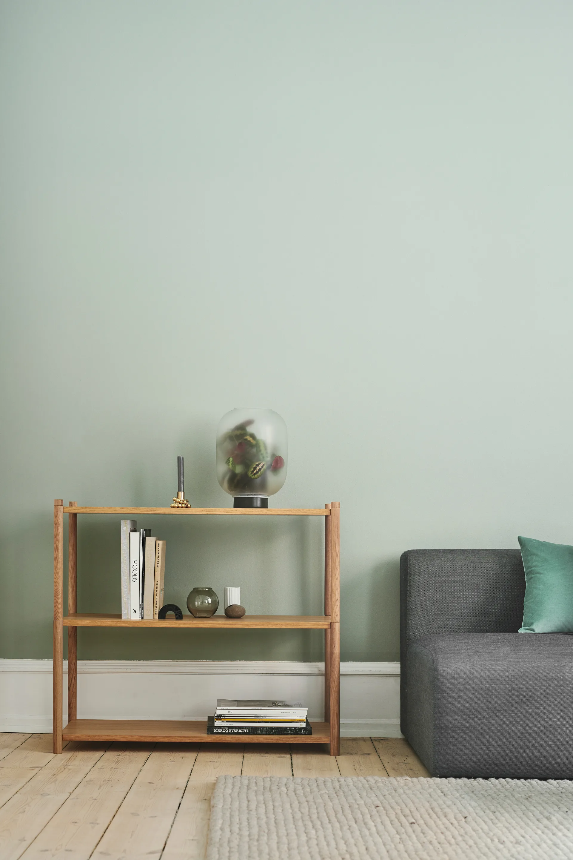 Sceene bookcase A, Ljus ek Gejst