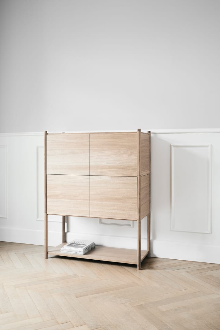 Sceene bookcase E, Ljus ek Gejst