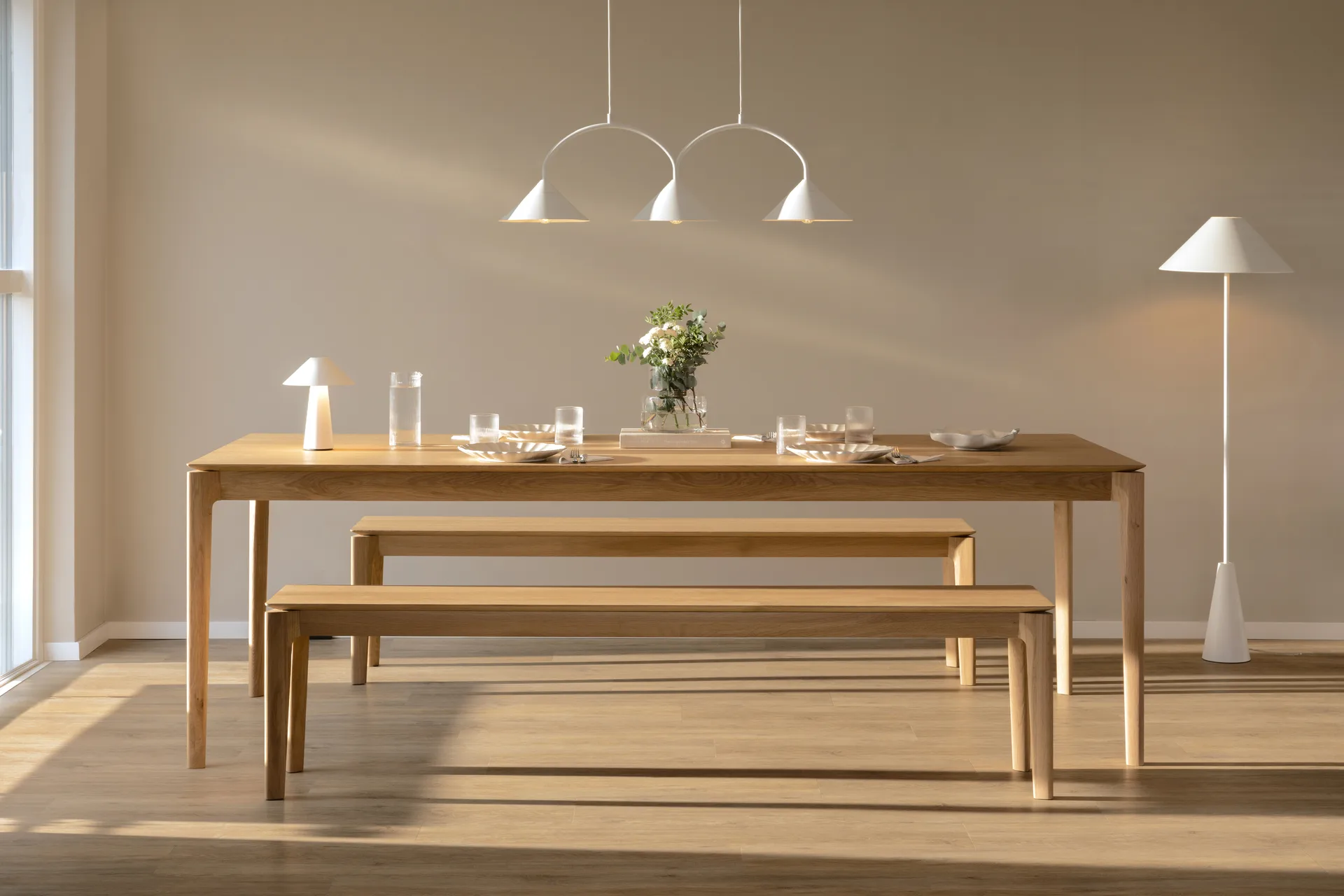 Curve pendel 3, Vit Globen Lighting