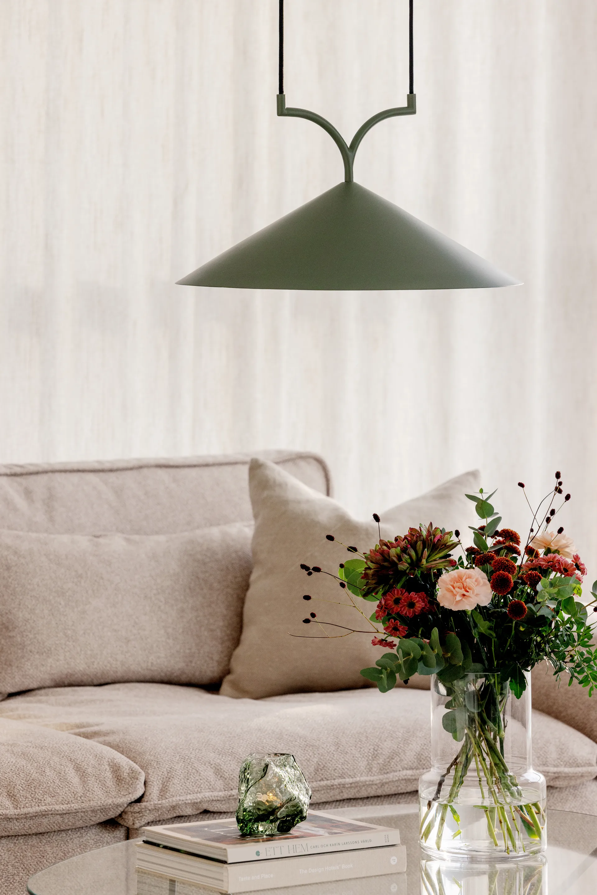 Curve pendel 50, Grön Globen Lighting