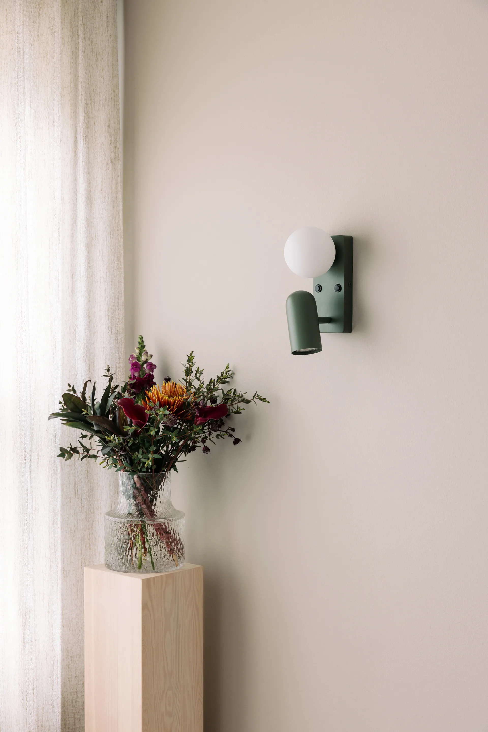 Doppio vägglampa, Grön Globen Lighting