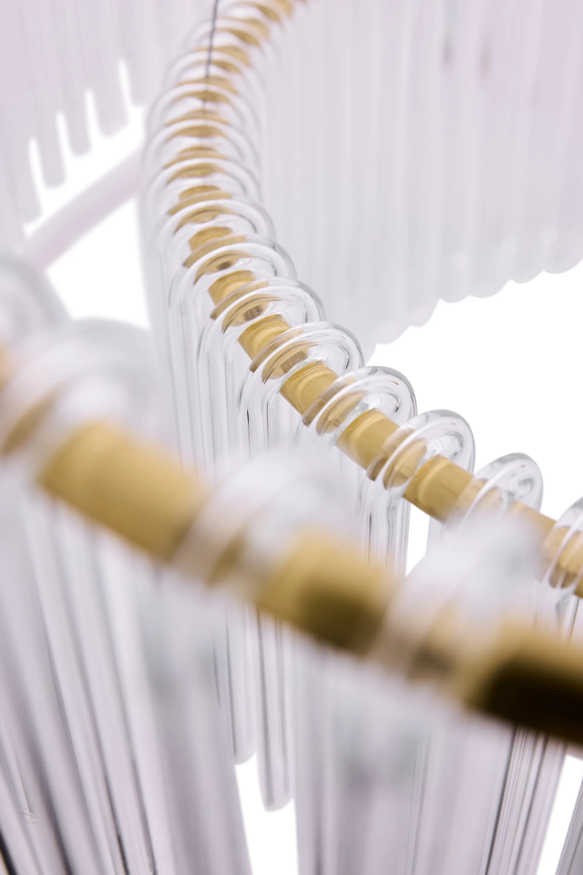 Hook 60 pendel, Klar-borstad mässing Globen Lighting