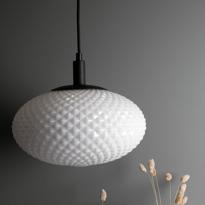 Jackson pendel Ø28 cm, Vit-svart Globen Lighting