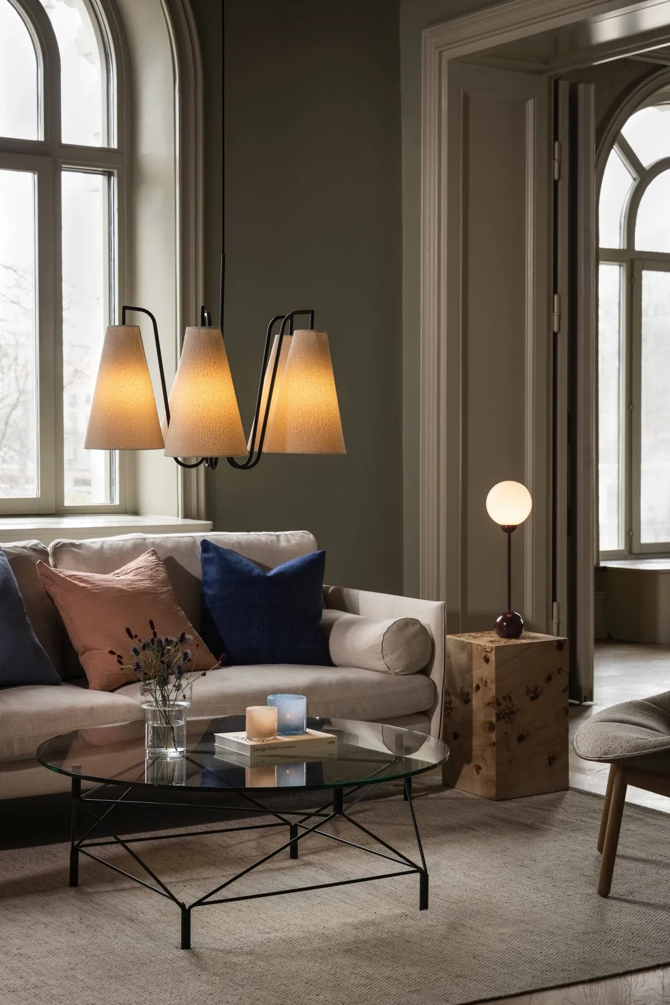 Lou pendel, 5, Vit bouclé-svart, 67x67 cm Globen Lighting