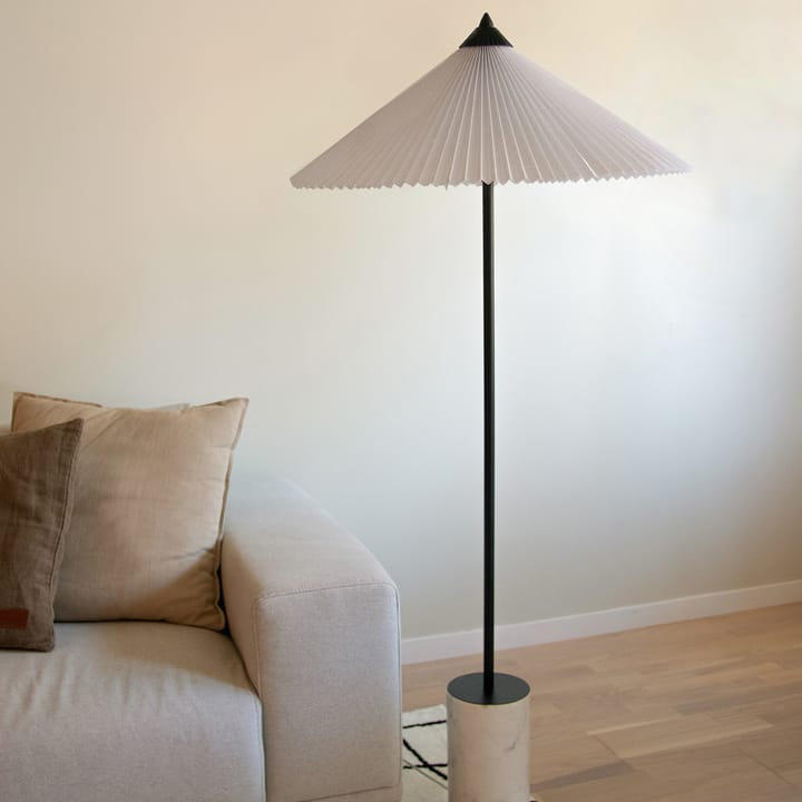 Matisse golvlampa 150 cm - Svart-vit - Globen Lighting