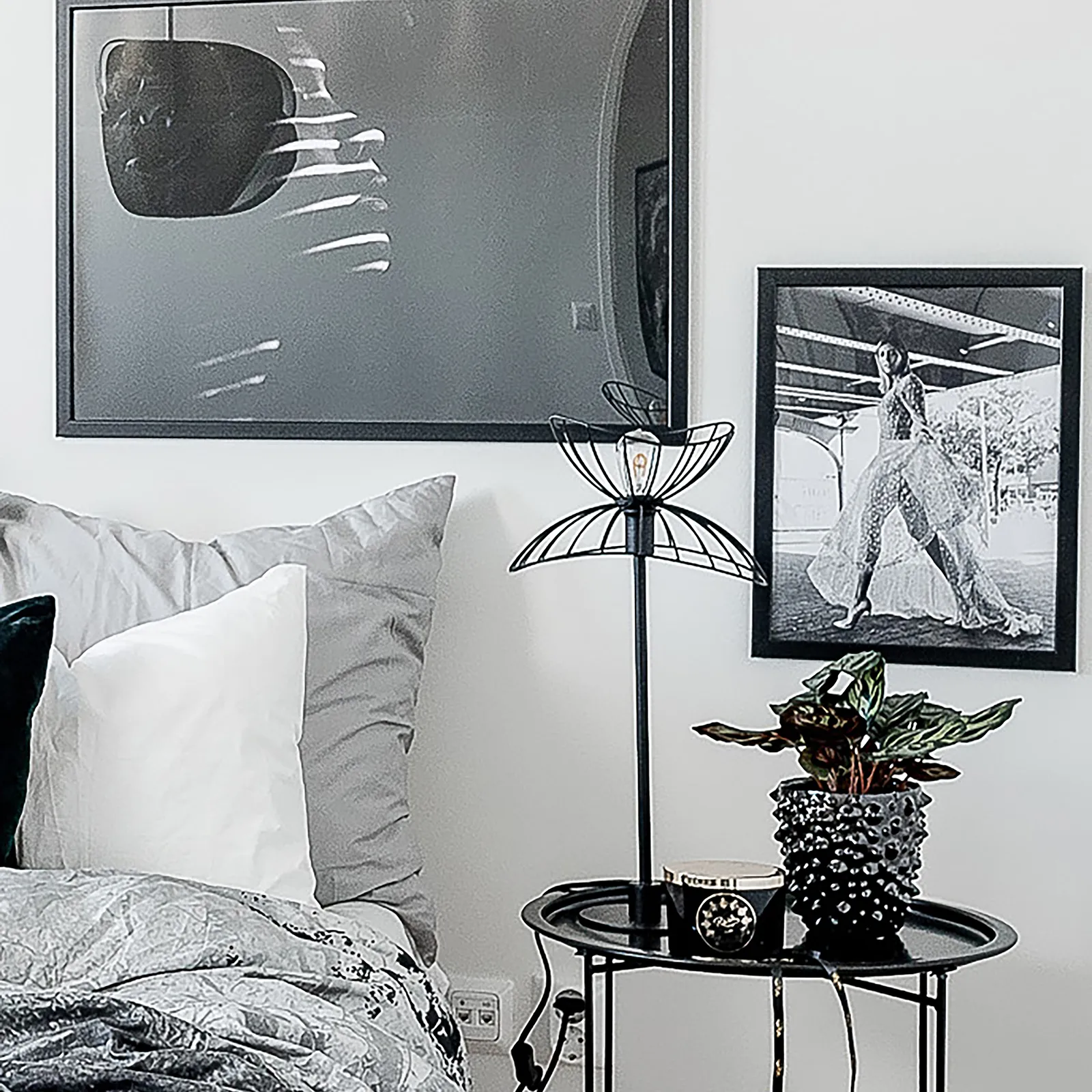 Ray bordslampa, Svart Globen Lighting