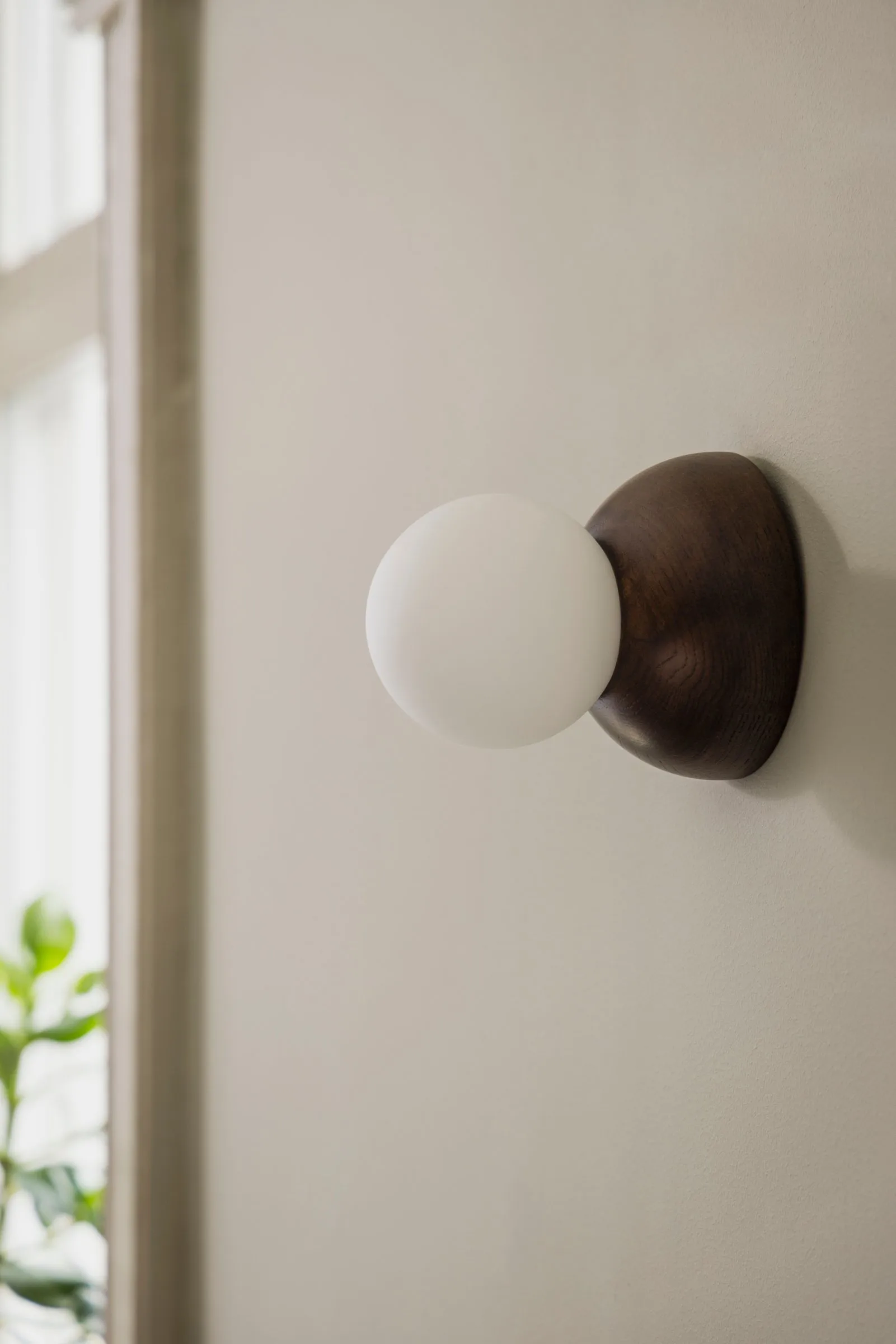 Torrano vägglampa/plafond 13 cm, Brunbetsad ek Globen Lighting