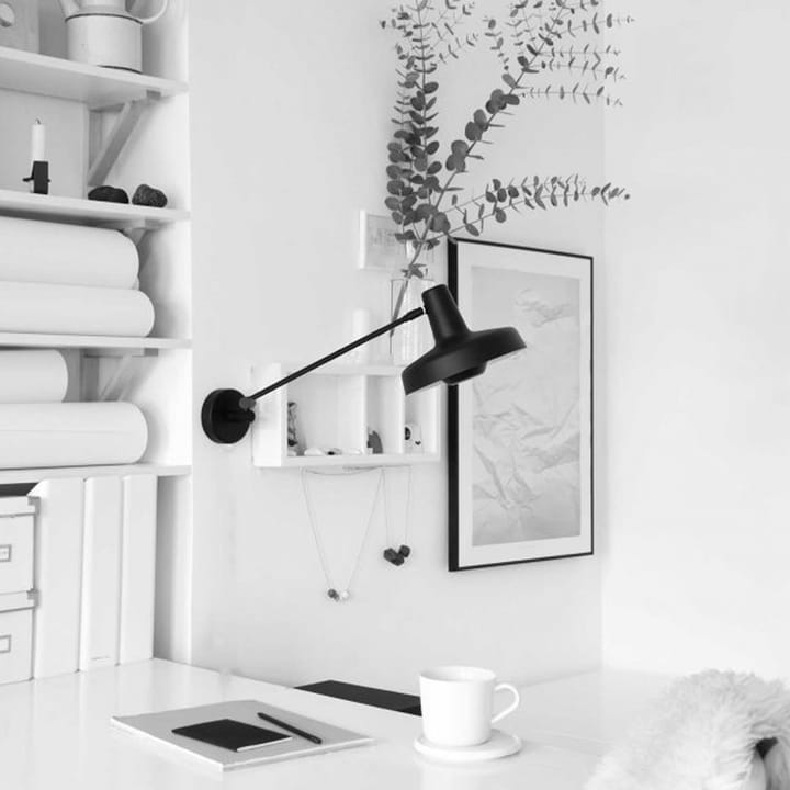 Arigato vägglampa, white, short Grupa