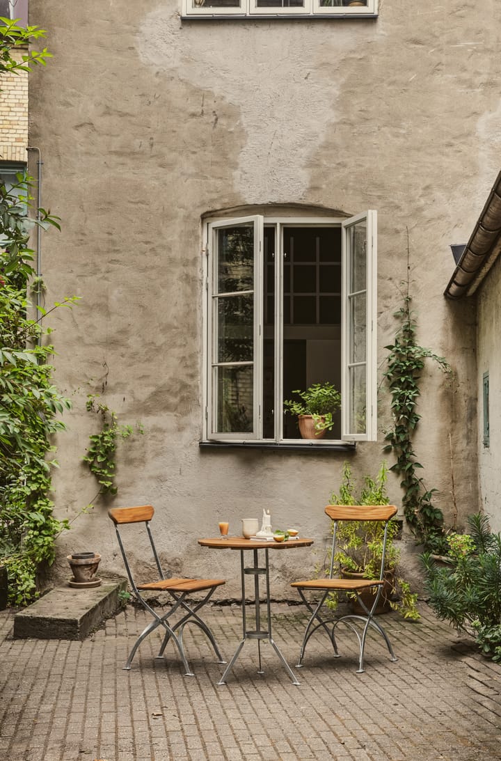 Bryggeri trefotsbord, Teak-varmförzinkat stativ Grythyttan Stålmöbler