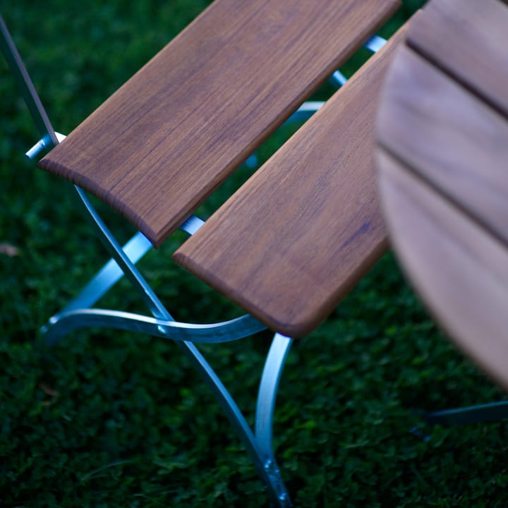 Bryggeri trefotsbord, Teak-varmförzinkat stativ Grythyttan Stålmöbler