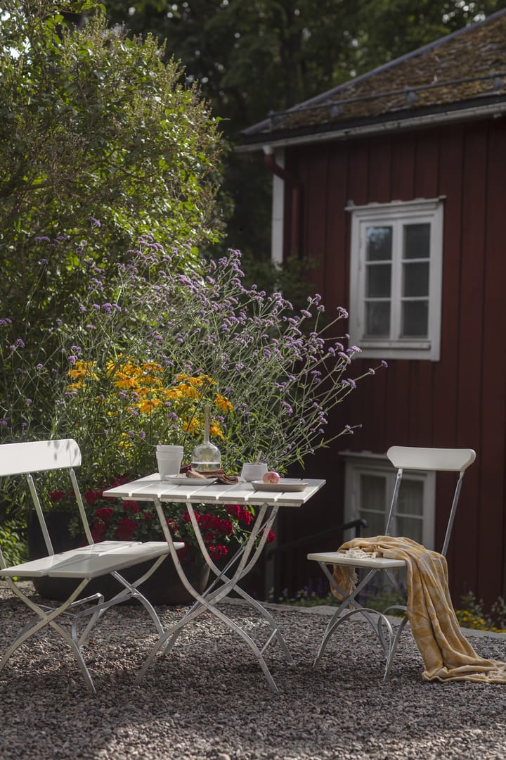 Bryggeribord, Vit lack ek-varmförzinkad Grythyttan Stålmöbler