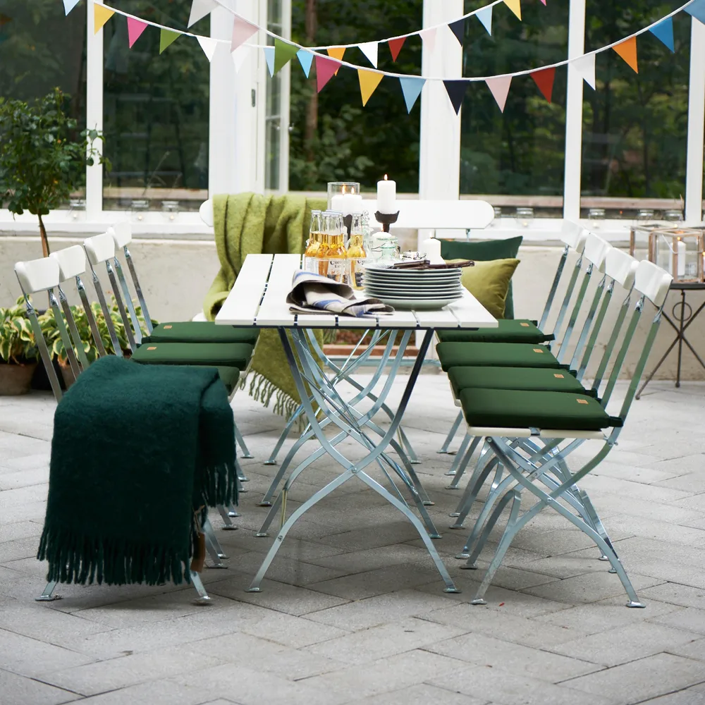 Bryggeristol, Vit lack ek-varmförzinkad Grythyttan Stålmöbler