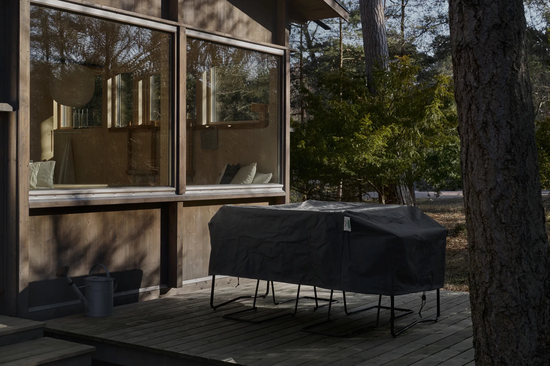 Grythyttan möbelskydd, B31 matbord 170 cm + 4 stolar Grythyttan Stålmöbler