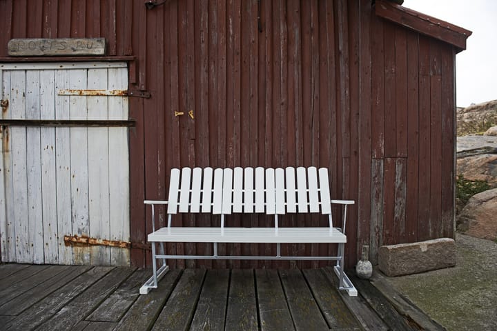 Soffa 6, Vit lack ek-varmförzinkad Grythyttan Stålmöbler