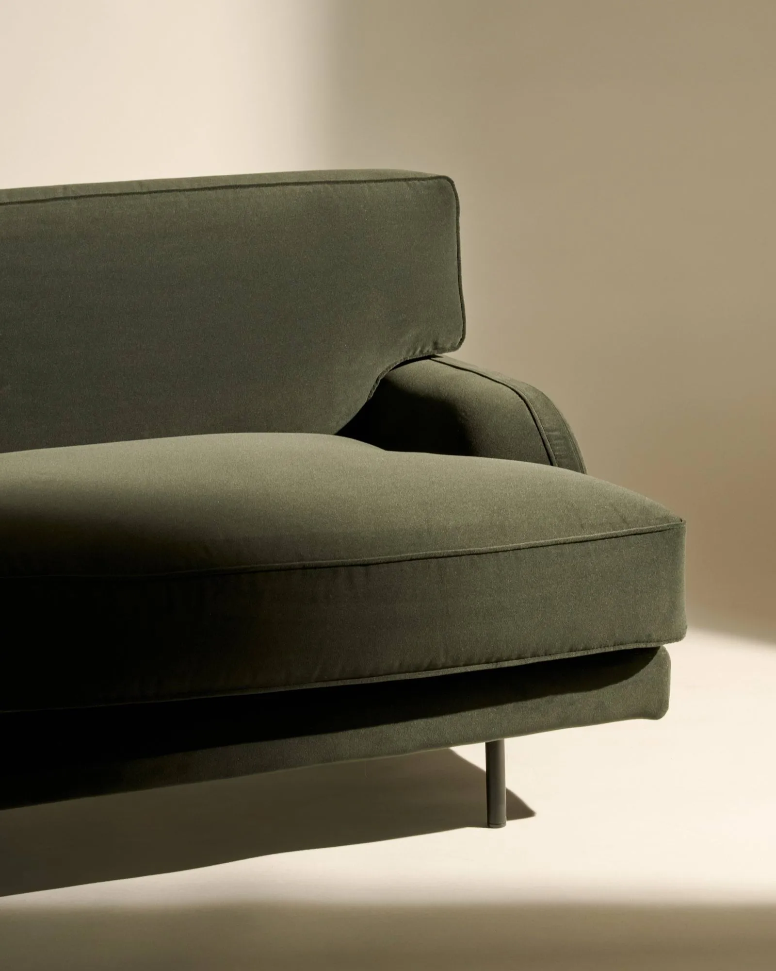 Flaneur soffa 2-sits, Asator 0984-matt svart, 3-sits GUBI