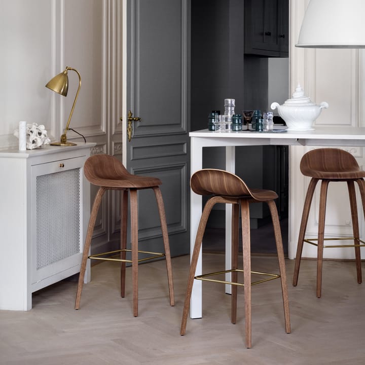 Gubi 3D barstol hög, oak matt lacqured, kromade stålmedar GUBI