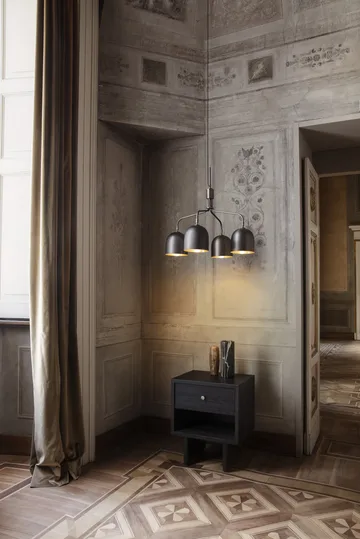 Howard takkrona 4 korta armar - Gunmetal - GUBI