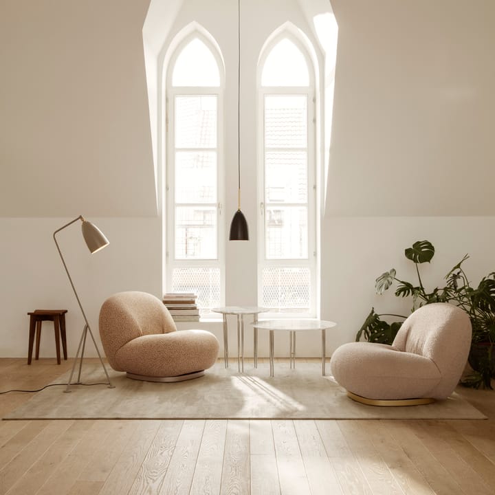 IOI soffbord, White carrara marble-ø70-krom GUBI