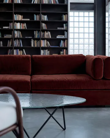 Pedrera soffbord - Svart semimatt-strukturglas transparent - GUBI