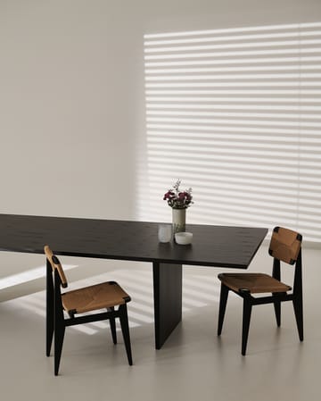 Private matbord 100x320 cm - Brun-svartbetsad ek - GUBI