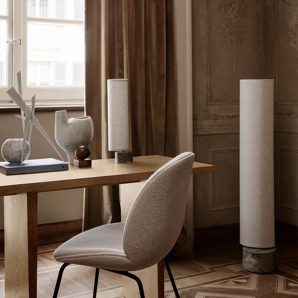 Private skrivbord, svart, svartbetsad ek GUBI