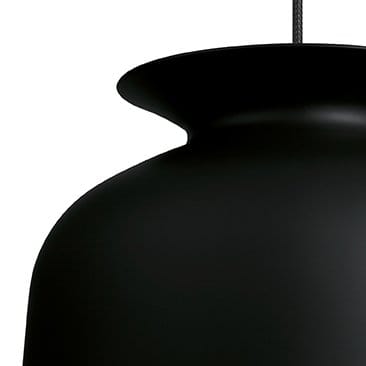 Ronde taklampa stor - charcoal black (svart) - GUBI