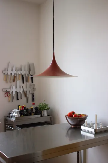 Semi pendel Ø47 cm - Special Edition Auburn Red semi matt - GUBI