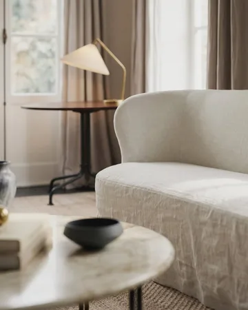 Stay Slipcover soffa - Linen Natural 0023, 260x95 cm, 4-sits - GUBI