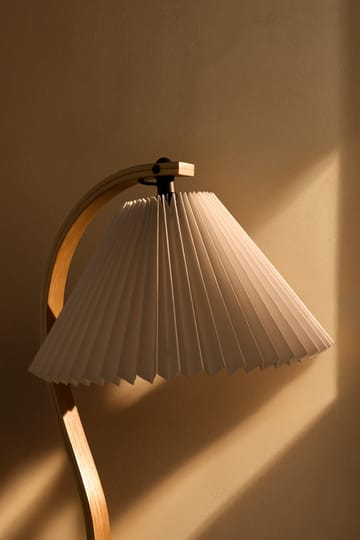 Timberline bordslampa - Oak-birch-white - GUBI