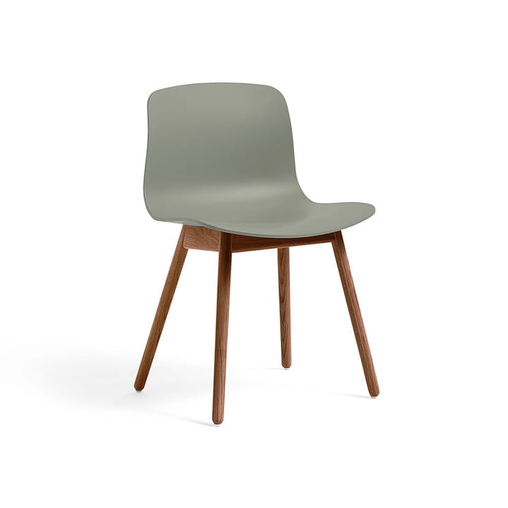 About a Chair 12 stol - dusty green, valnötsstativ, vattenbaserad lack - HAY