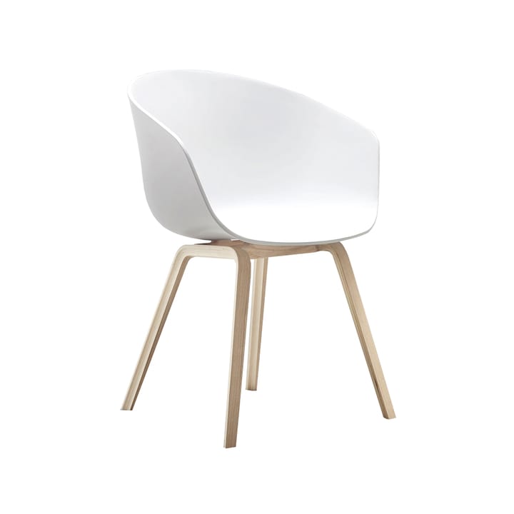 About a Chair 22 stol - white, såpade ekben - HAY