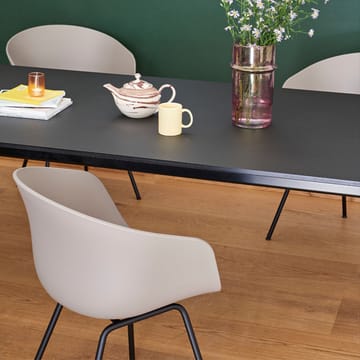 About a Chair 26 stol - dusty green, svart stativ - HAY