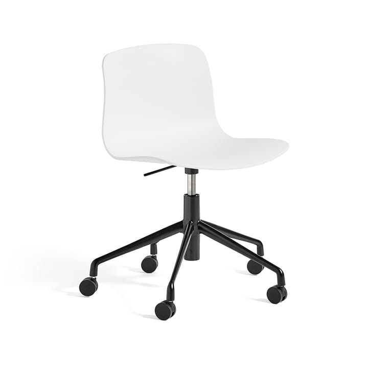 About a Chair 50 kontorsstol - white, svart stativ med hjul - HAY