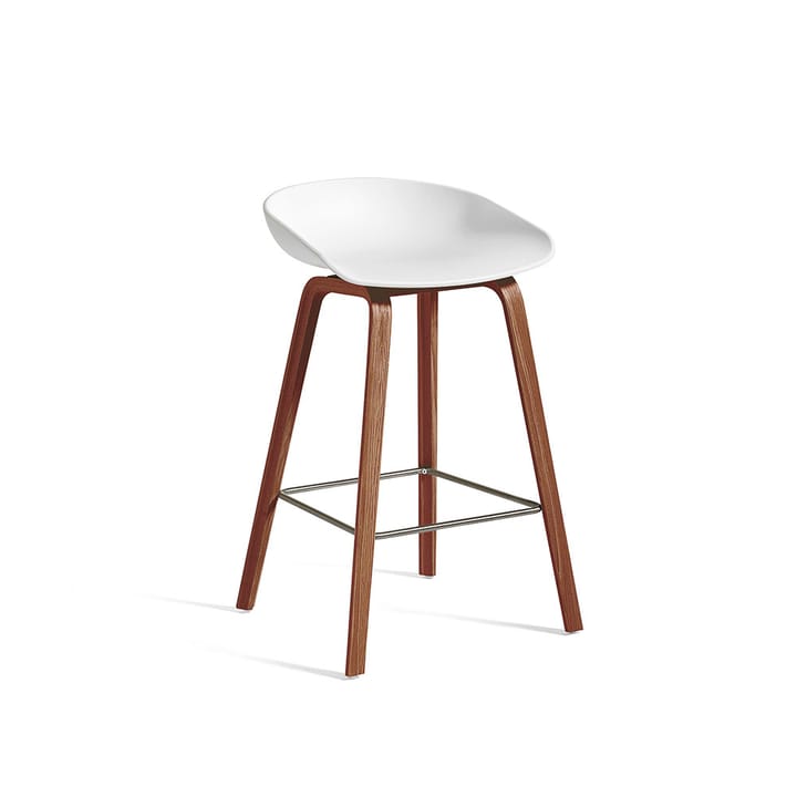 About a Stool 32 Low barstol - white, lackat valnötsstativ, fotstöd i rostfritt stål - HAY