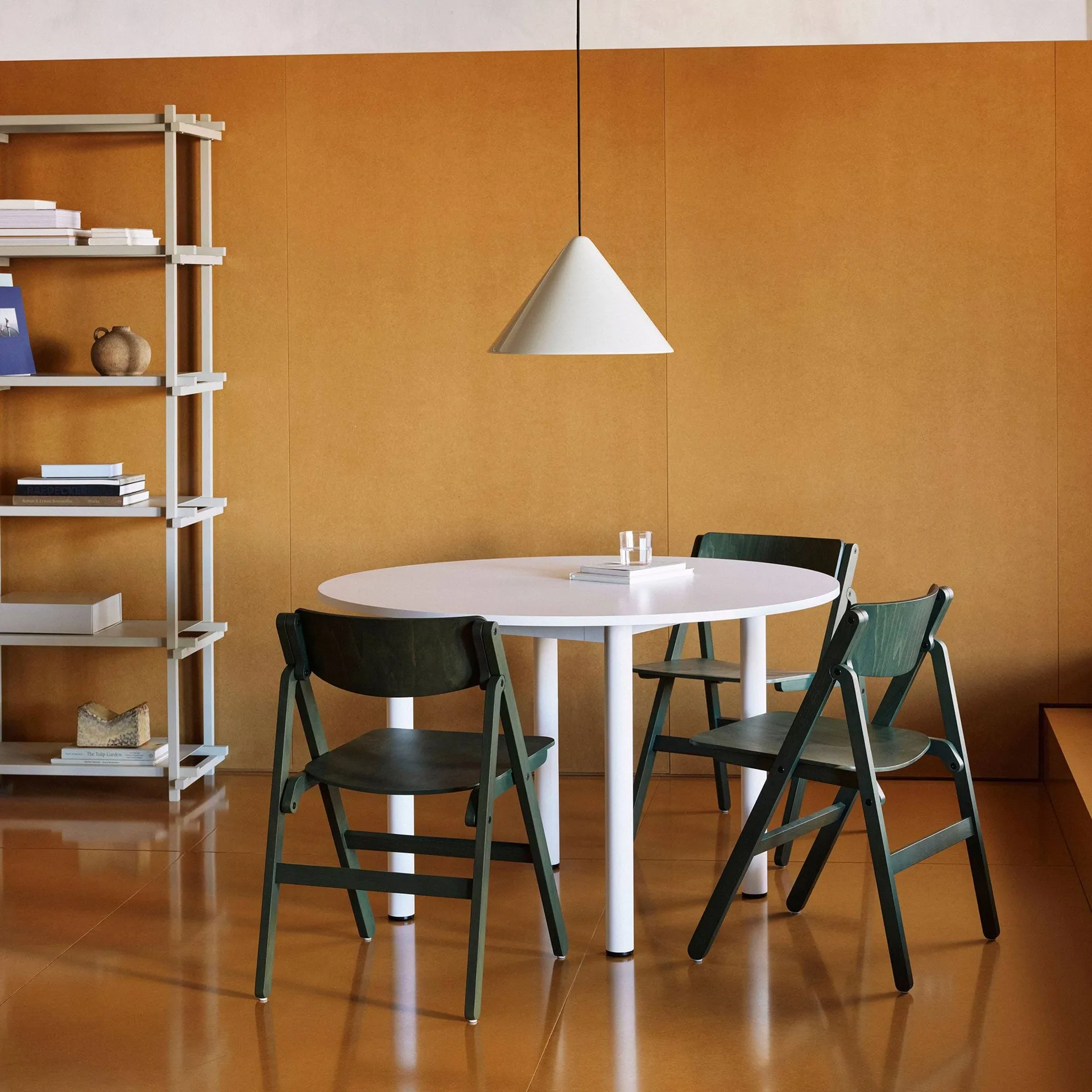 Backflip Chair stol, Cedar green lackerad bok HAY