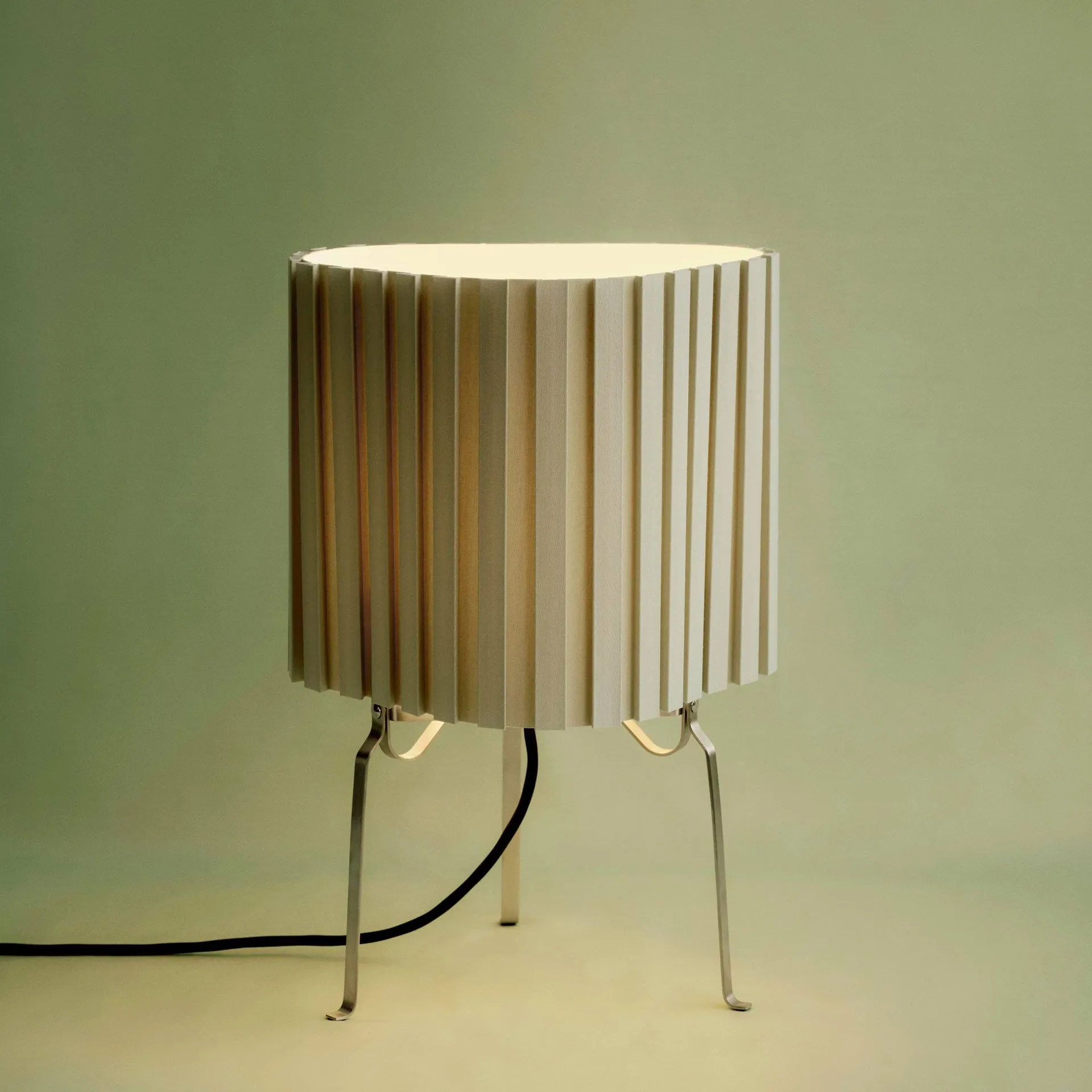 Canelé bordslampa, Almond green HAY