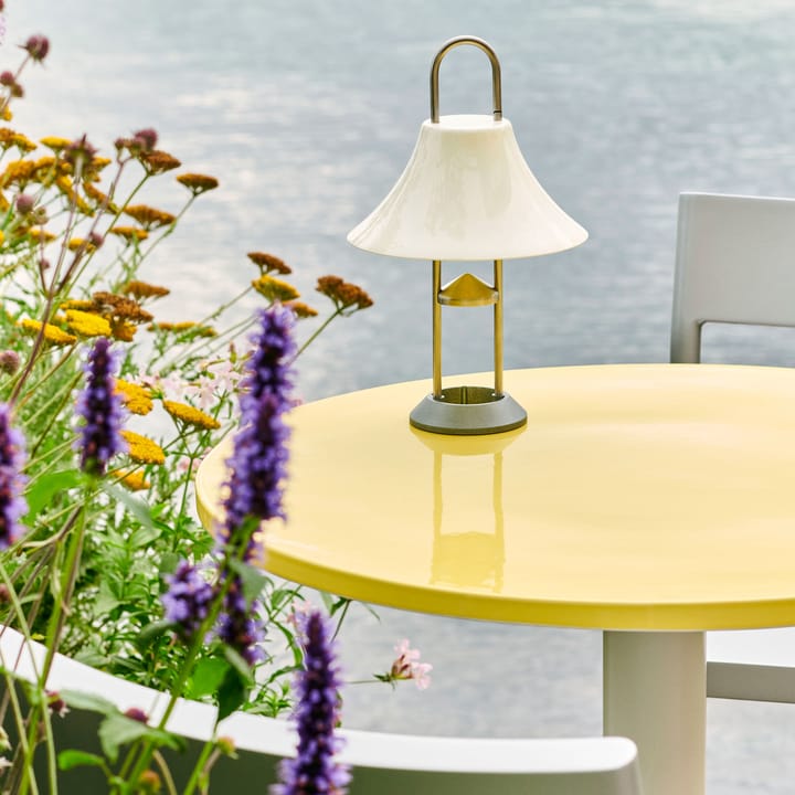 Ceramic Table bord Ø90 cm - Bright yellow - HAY