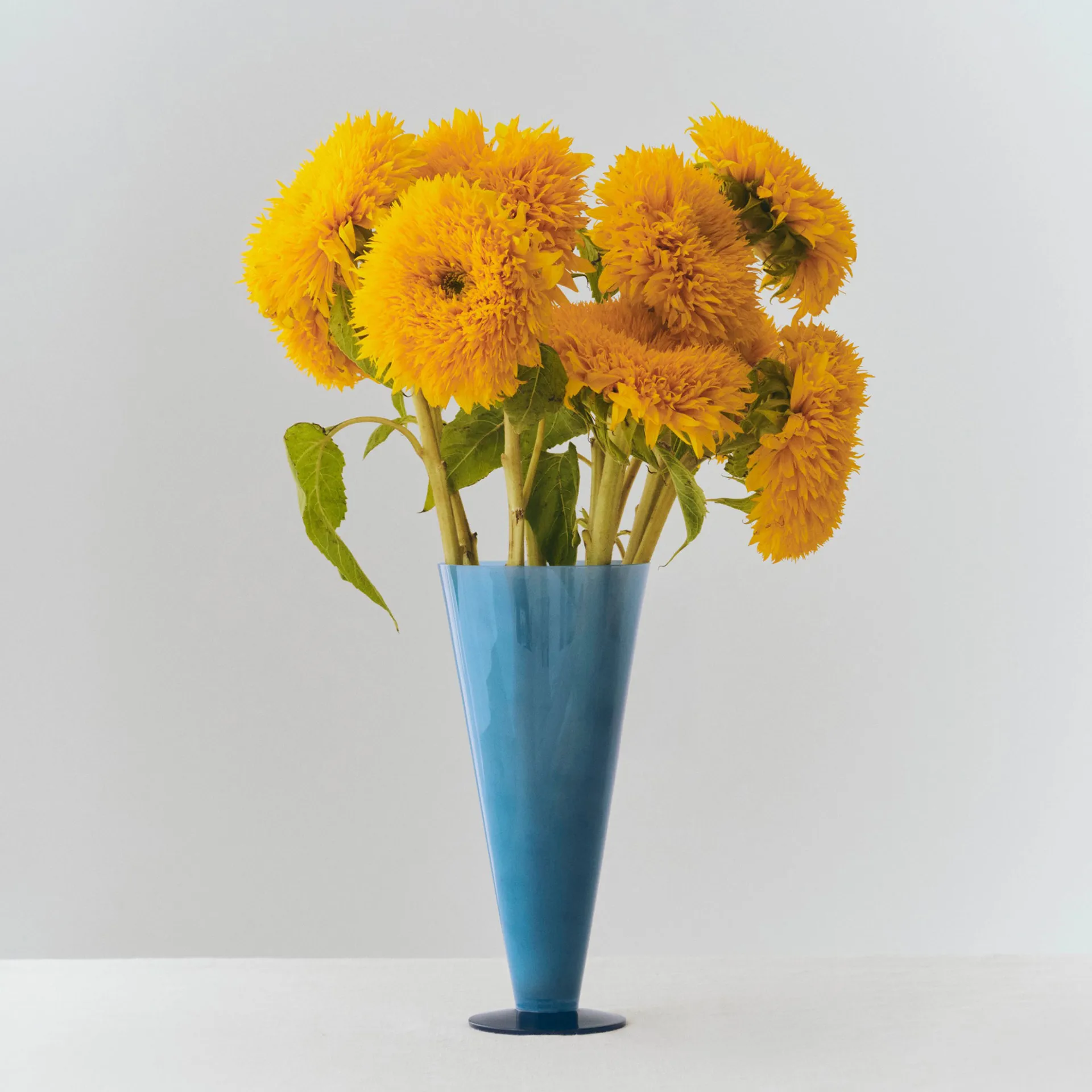 Conical vas, Petrol blue-dark blue, large HAY