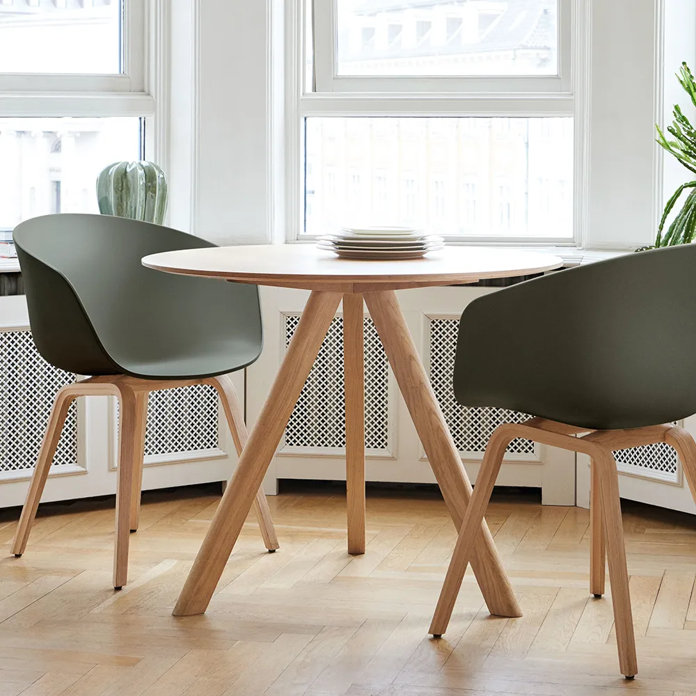 CPH20 Round matbord, Oak-Ø120 cm-ek HAY