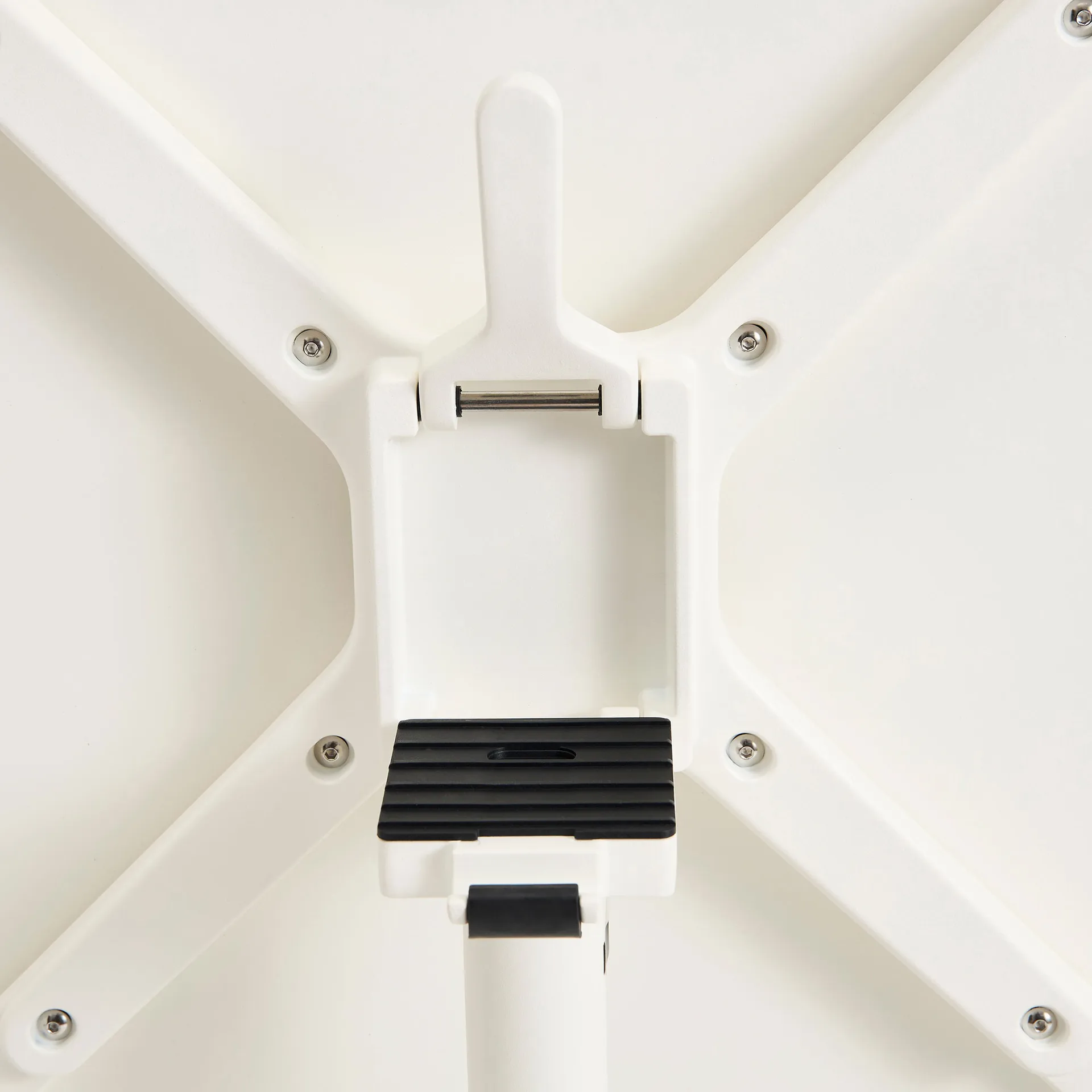 Deville bord, Cream white, 60x70x74 cm HAY