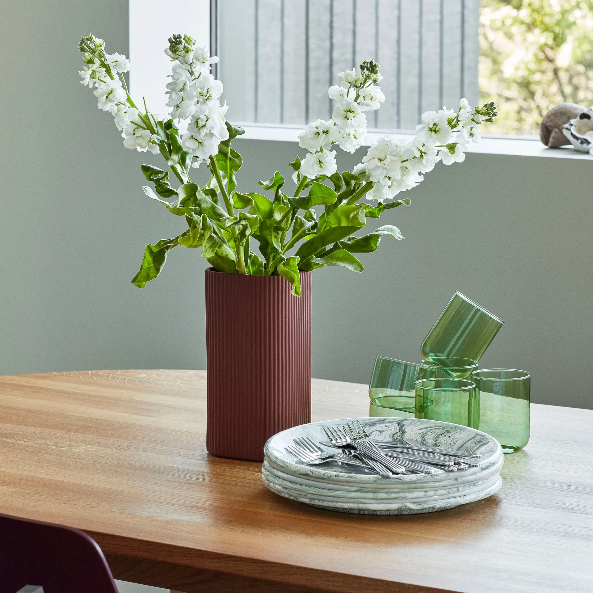 Facade vas 22 cm, Dark terracotta HAY